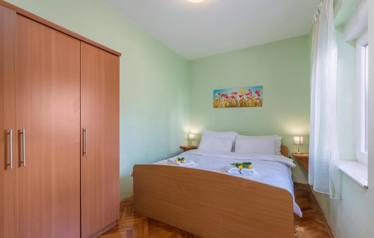Apartments Loredana Poreč Eksteriør billede