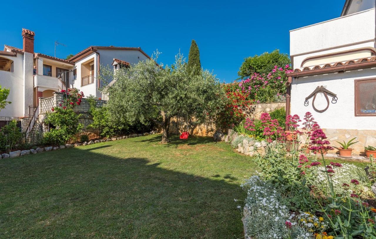 Apartments Loredana Poreč Eksteriør billede