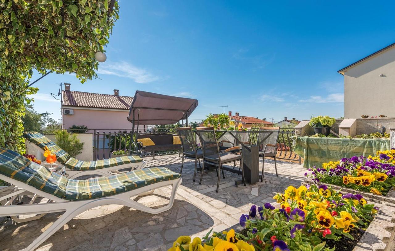 Apartments Loredana Poreč Eksteriør billede