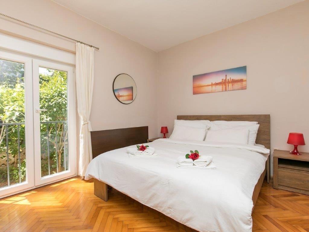 Apartments Loredana Poreč Eksteriør billede
