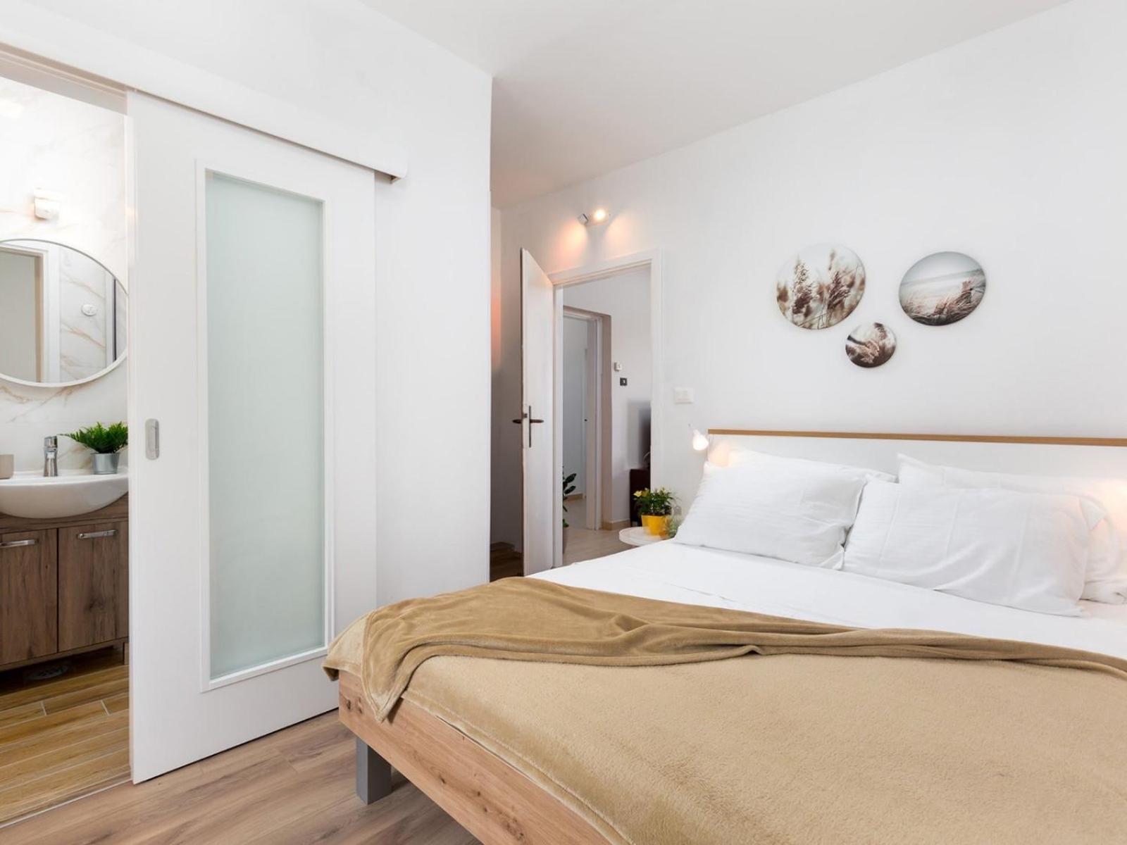 Apartments Loredana Poreč Eksteriør billede